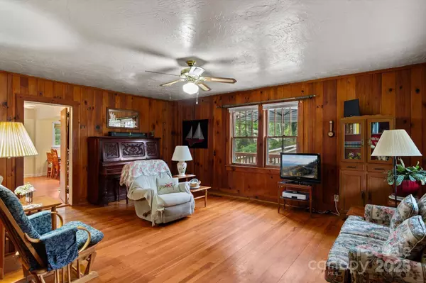 Arden, NC 28704,36 Mulberry CT