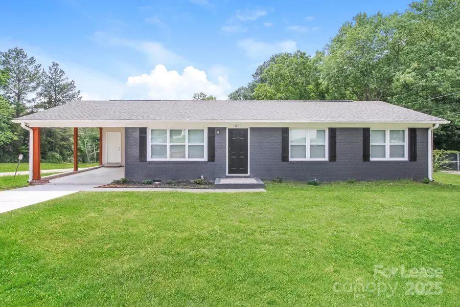 107 Alexander ST, Spencer, NC 28159