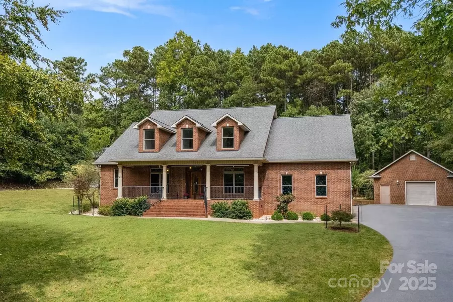 182 Broadview CIR, Mooresville, NC 28117