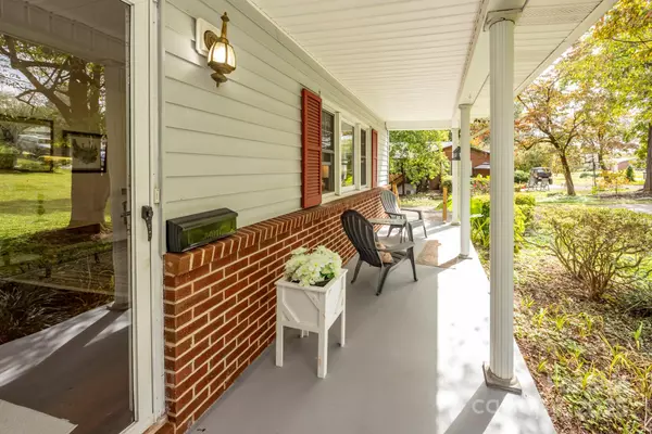 Rutherfordton, NC 28139,186 Tanner ST