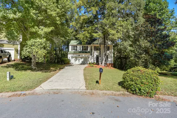 Charlotte, NC 28215,8731 Woodhill Manor CT