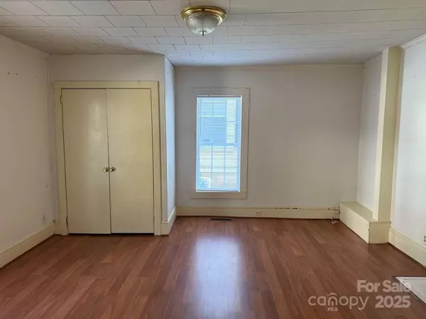 Salisbury, NC 28144,817 JACKSON ST S
