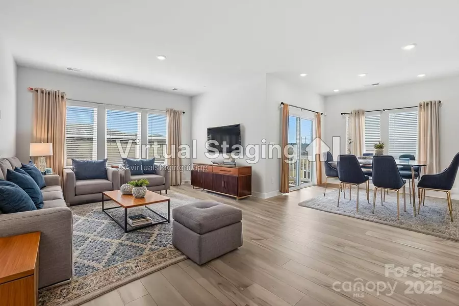 1020 Alicante AVE, Charlotte, NC 28214