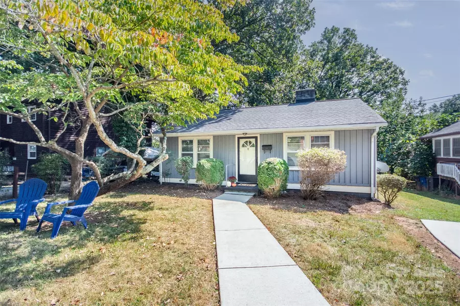 802 Wood ST, Statesville, NC 28677