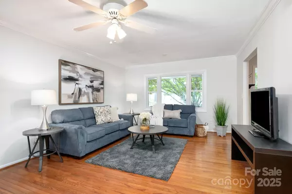 Asheville, NC 28805,16 Sunnycrest DR