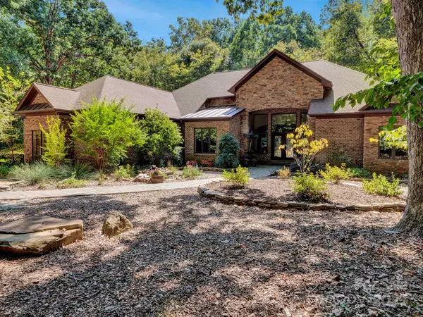 Weddington, NC 28104,225 Riverton RD