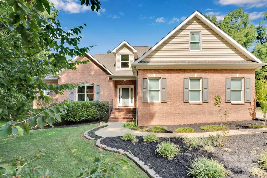 1324 Yellowood CT, Rock Hill, SC 29732