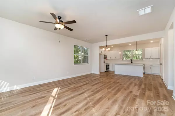 Belmont, NC 28012,318 6th ST