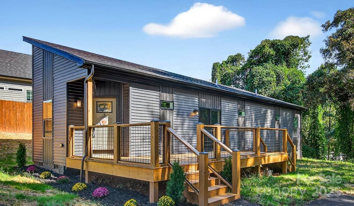 Marion, NC 28752,354 Carolina AVE #6