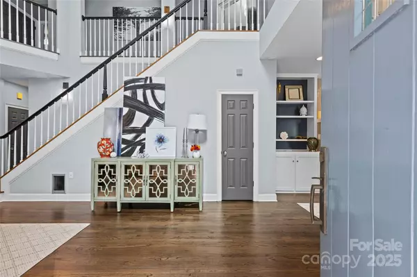 Charlotte, NC 28211,224 Wendover Heights CIR