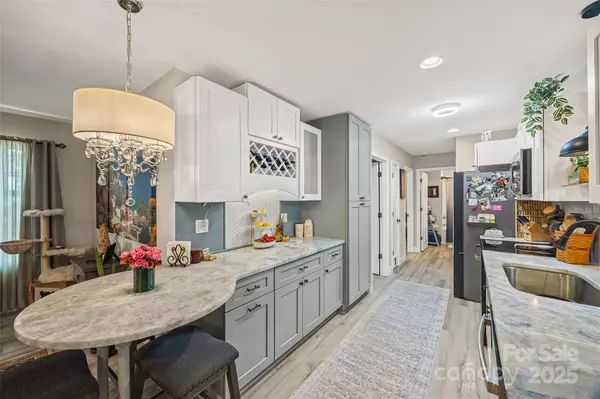 Clover, SC 29710,312 Flat Rock ST