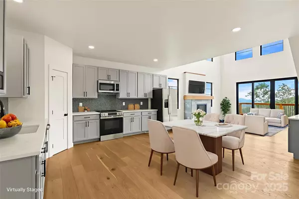 Seven Devils, NC 28604,419 Snowcloud DR