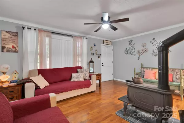 Morganton, NC 28655,2991 Corpening Chapel RD