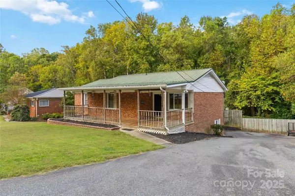 Kannapolis, NC 28081,1408 Nottingham RD