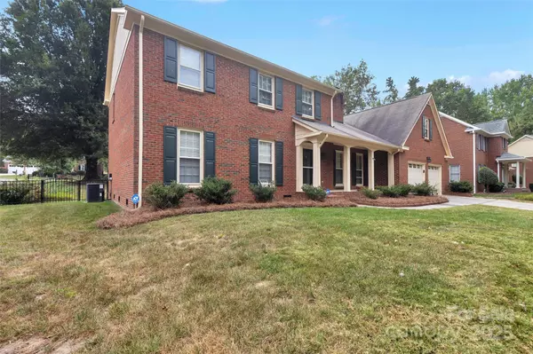 Matthews, NC 28105,1401 Matthews Plantation DR