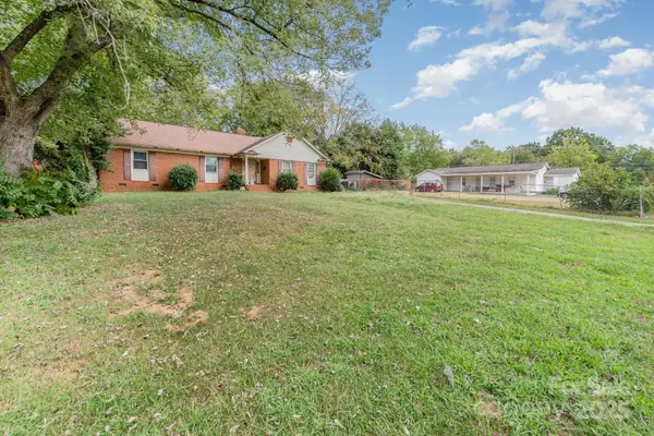 Charlotte, NC 28215,6109 Mcbride ST