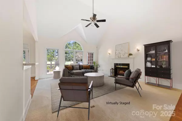 Matthews, NC 28104,2241 Flagstick DR