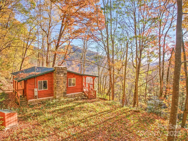 430 Long Branch RD, Maggie Valley, NC 28751