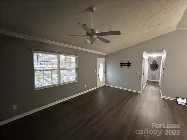 Statesville, NC 28625,158 Westscott DR