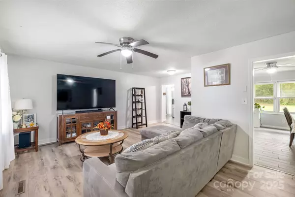 Kannapolis, NC 28081,1441 Sherwood DR