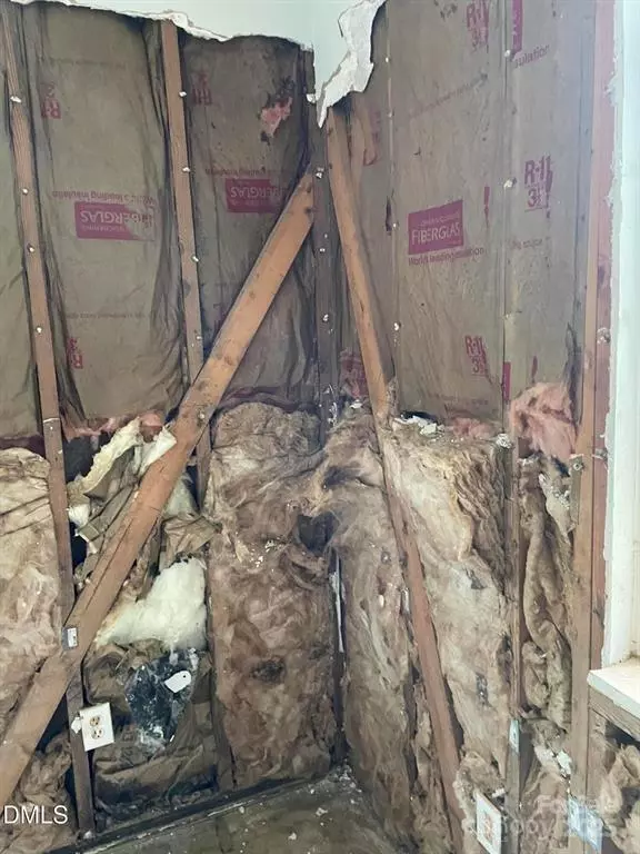 Charlotte, NC 28214,1124 Riverside DR