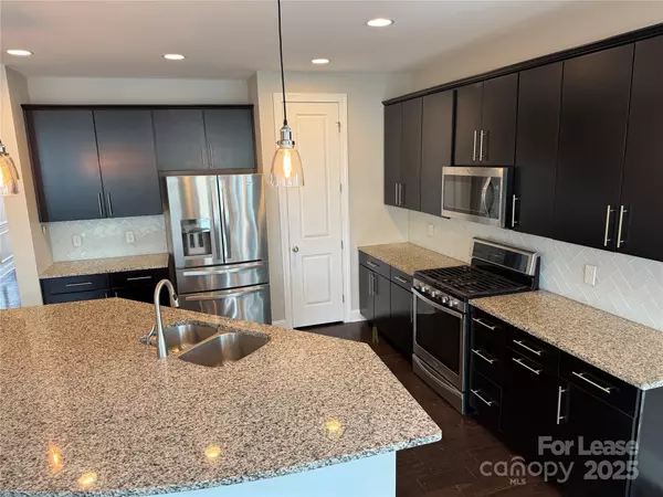 Charlotte, NC 28278,17538 Austins Creek DR