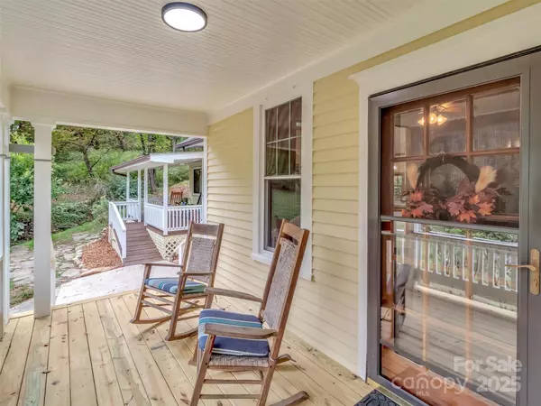 Clyde, NC 28721,50 Trillium WAY