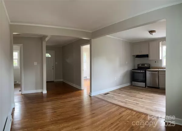 Charlotte, NC 28208,1835 West BLVD