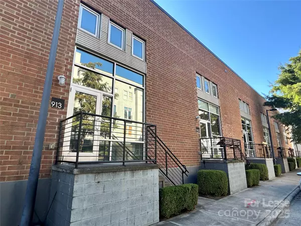 913 Westmere AVE, Charlotte, NC 28208