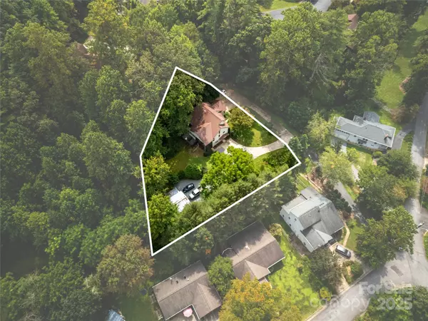 Brevard, NC 28712,35 Oak ST