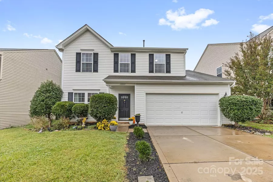 10907 Tailwater ST, Davidson, NC 28036