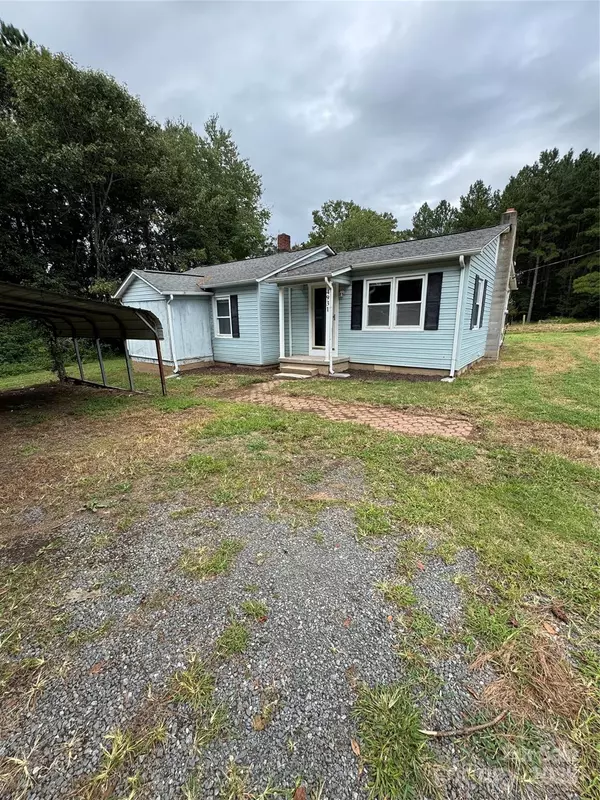 4931 King Wilkinson RD, Denver, NC 28037