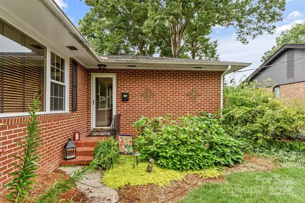 Morganton, NC 28655,213 West Park DR