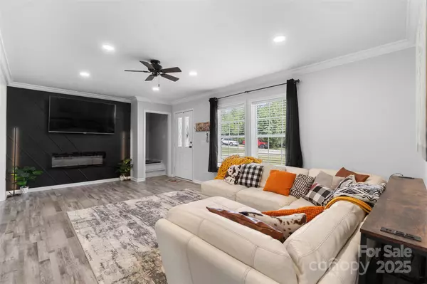 Denver, NC 28037,6601 Love Point RD