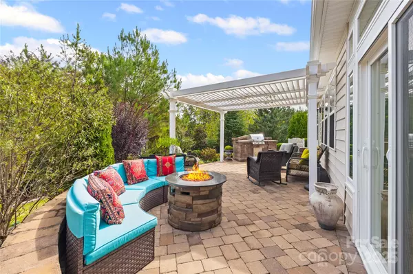 Fort Mill, SC 29715,425 Brier Knob DR