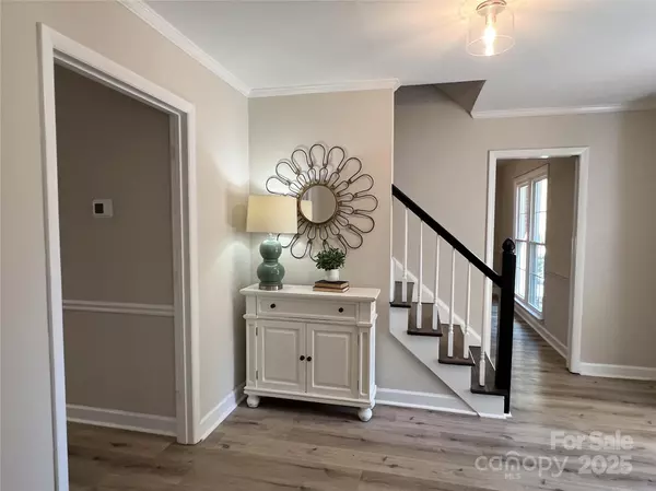 Charlotte, NC 28277,6306 English Elm CT