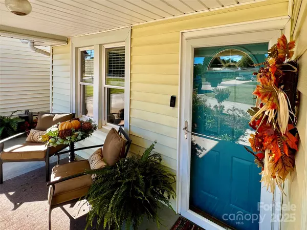 587 Jane Sowers RD, Statesville, NC 28625
