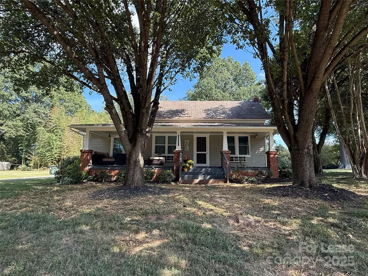 Cornelius, NC 28031,20220 Zion AVE #A