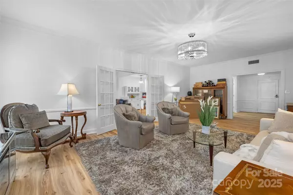 Salisbury, NC 28144,300 N Fulton ST #24