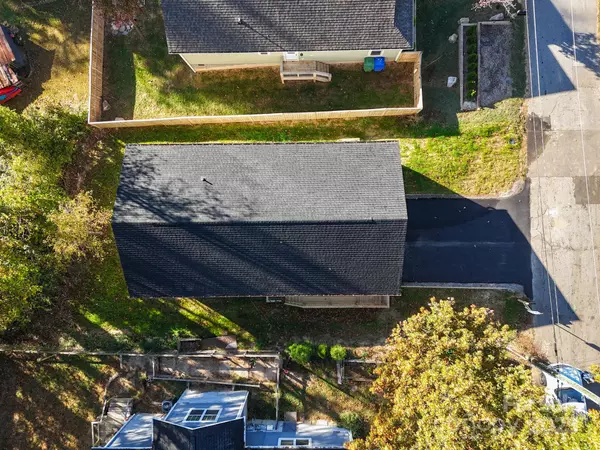 Asheville, NC 28803,160 Marietta ST