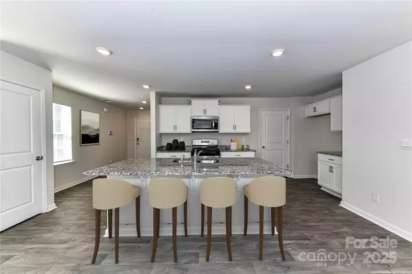 York, SC 29745,2068 Redstone DR