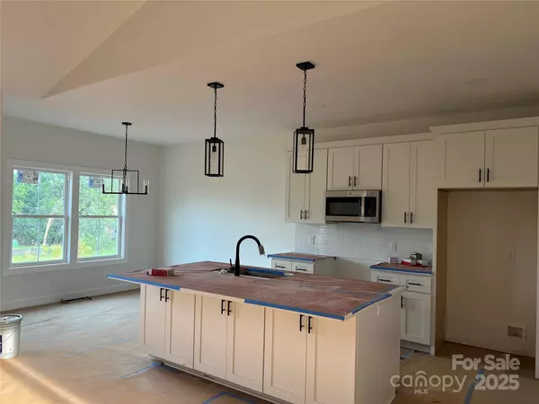 China Grove, NC 28023,180 Autumn Blaze RD