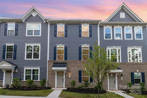 306 New Gallant DR, Stallings, NC 28104