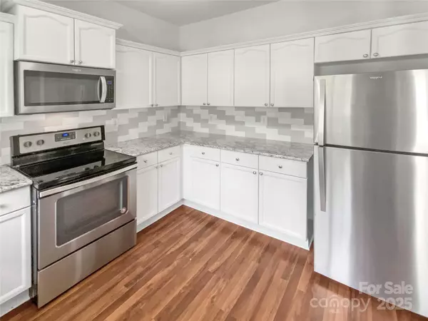 Charlotte, NC 28217,5542 Santeelah CT