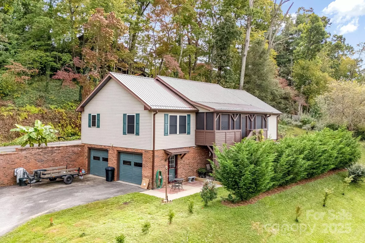 Waynesville, NC 28785,38 Eden LN