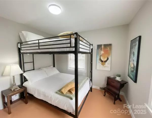Charlotte, NC 28205,316 Skyland AVE