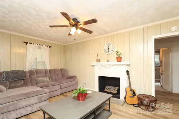 Lancaster, SC 29720,1324 Mason ST