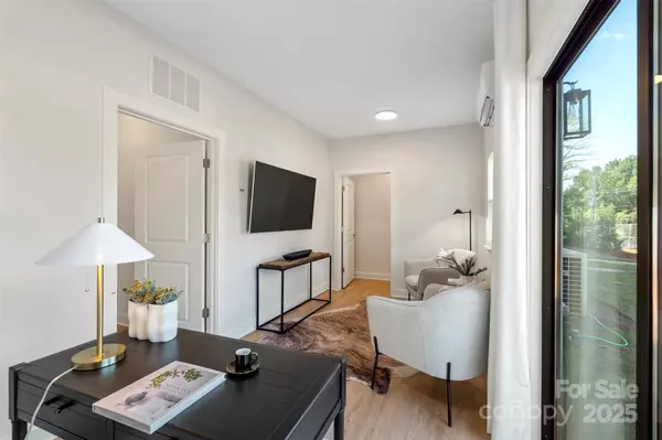 Charlotte, NC 28208,1116 Wonder WAY