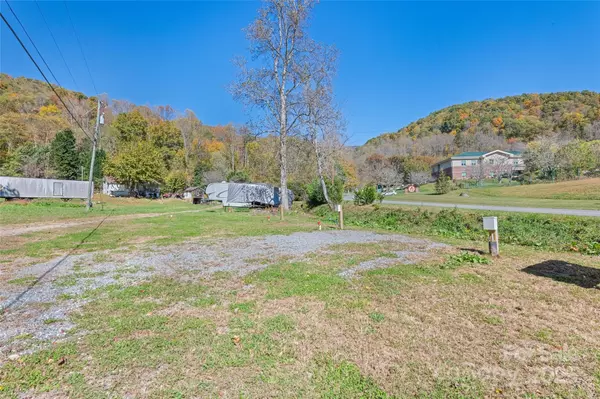 Sylva, NC 28779,505 Parris Branch RD