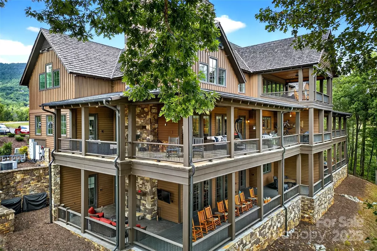 Mill Spring, NC 28756,275 Clubhouse LN #C202